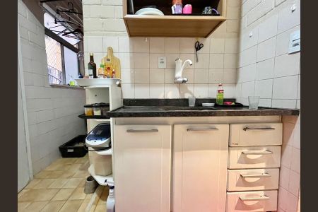 Apartamento à venda com 47m², 2 quartos e 1 vaga Apartamento à venda com 47m², 2 quartos e 1 vagaCozinha