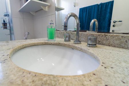 Apartamento à venda com 115m², 3 quartos e 2 vagasBanheiro Social Detalhe