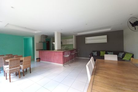 Apartamento à venda com 83m², 3 quartos e 2 vagasÁrea comum - Salão de festas