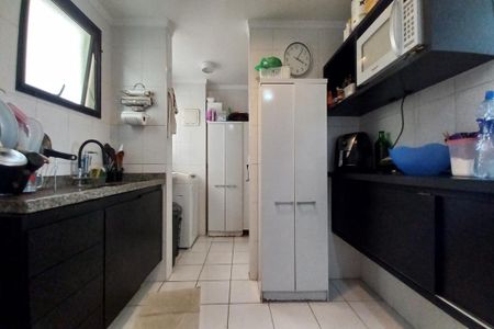 Apartamento à venda com 83m², 3 quartos e 2 vagasCozinha 