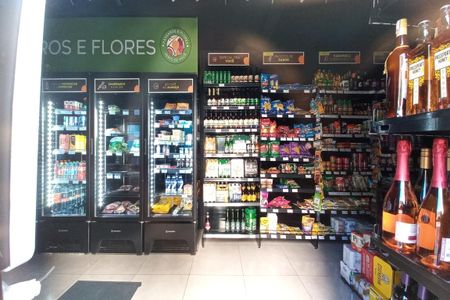 Apartamento à venda com 83m², 3 quartos e 2 vagasÁrea Comum - Mercado