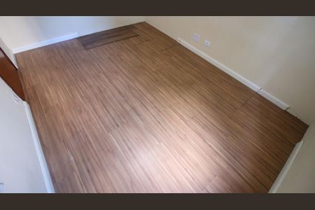 Quarto 1 de apartamento para alugar com 2 quartos, 60m² em Vila Ema, São Paulo