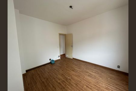 Apartamento à venda com 68m², 3 quartos e 1 vagaQuarto 2