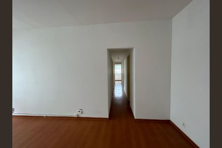 Apartamento à venda com 68m², 3 quartos e 1 vagaCorredor