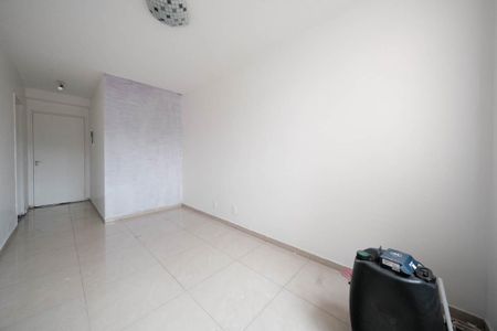 Sala de apartamento para alugar com 2 quartos, 49m² em Vila Talarico, São Paulo