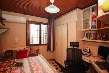 Casa à venda com 130m², 3 quartos e 4 vagasQuarto 2