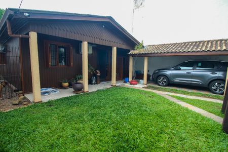 Casa à venda com 130m², 3 quartos e 4 vagasQuintal