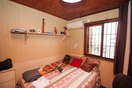 Casa à venda com 130m², 3 quartos e 4 vagasQuarto 2