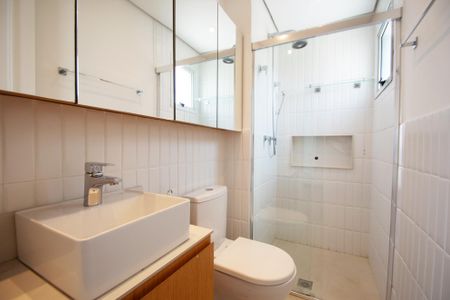 Apartamento para alugar com 242m², 3 quartos e 4 vagasbanheiro suite 1