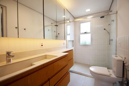Apartamento para alugar com 242m², 3 quartos e 4 vagasbanheiro suite 3 master