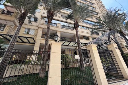 Apartamento para alugar com 242m², 3 quartos e 4 vagasfachada do predio