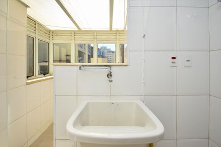 Apartamento para alugar com 242m², 3 quartos e 4 vagasLavanderia