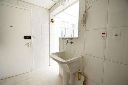 Apartamento para alugar com 242m², 3 quartos e 4 vagaslavanderia
