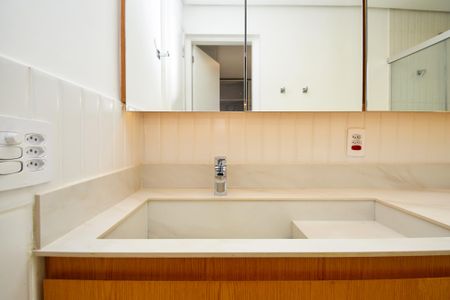Apartamento para alugar com 242m², 3 quartos e 4 vagasBanheiro da Suíte 3