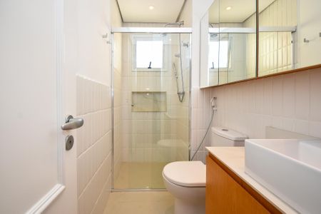 Apartamento para alugar com 242m², 3 quartos e 4 vagasBanheiro da Suíte 2