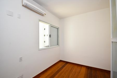 Apartamento para alugar com 242m², 3 quartos e 4 vagasSuíte 2