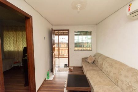 Casa à venda com 200m², 6 quartos e 1 vagaCasa2 - Sala