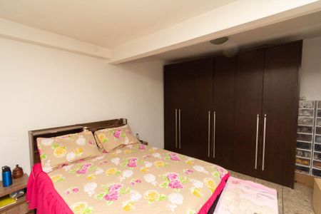 Casa à venda com 200m², 6 quartos e 1 vagaCasa1 - Quarto 3