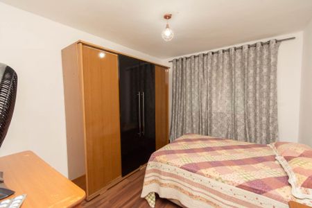 Casa à venda com 200m², 6 quartos e 1 vagaCasa2 - Quarto 1