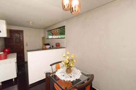 Casa à venda com 200m², 6 quartos e 1 vagaCasa2 - Cozinha