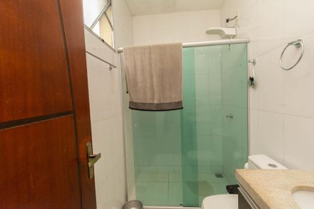 Casa à venda com 200m², 6 quartos e 1 vagaCasa2 - Banheiro