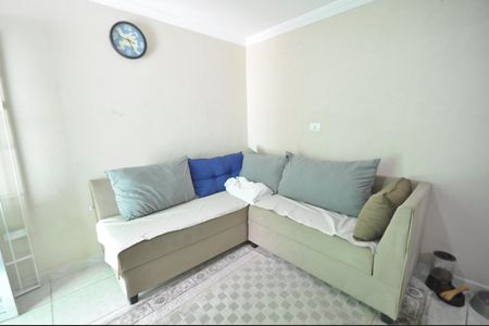 Casa à venda com 140m², 2 quartos e 2 vagasSala de TV