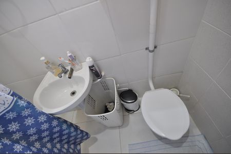 Casa à venda com 140m², 2 quartos e 2 vagasBanheiro de serviço