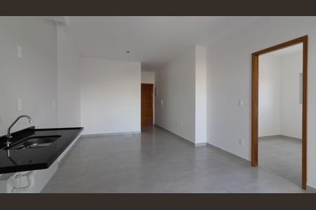 Sala/Cozinha de apartamento para alugar com 2 quartos, 35m² em Vila Santa Teresa, São Paulo