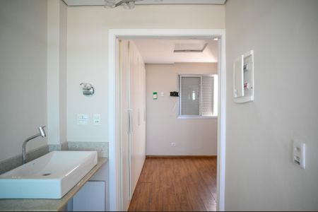 Apartamento à venda com 100m², 2 quartos e 2 vagasBanheiro Quarto 2 - Suite
