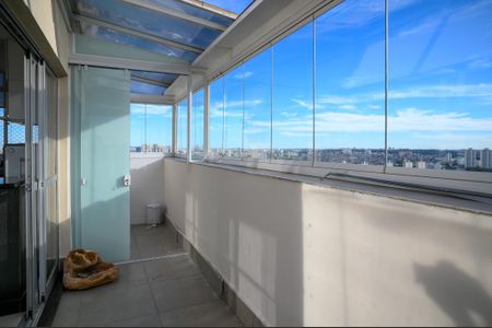 Apartamento à venda com 100m², 2 quartos e 2 vagasVaranda