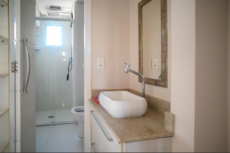 Apartamento à venda com 100m², 2 quartos e 2 vagasBanheiro Social