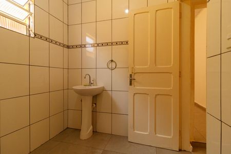 Casa para alugar com 90m², 2 quartos e 1 vaga Casa para alugar com 90m², 2 quartos e 1 vagaBanheiro