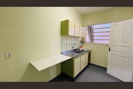 Casa para alugar com 80m², 2 quartos e 1 vagaCozinha