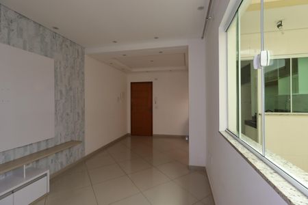 Sala de apartamento à venda com 2 quartos, 65m² em Vila Camilópolis, Santo André