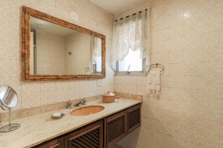 Apartamento à venda com 126m², 3 quartos e 1 vagaBanheiro