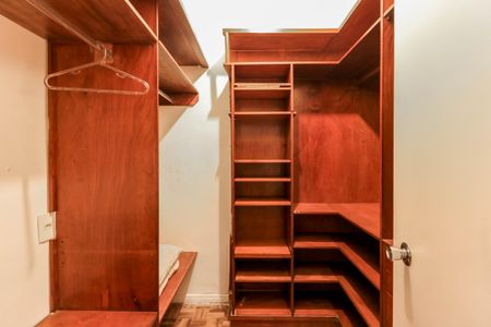 Apartamento à venda com 126m², 3 quartos e 1 vagaCloset da Suíte