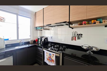 Apartamento à venda com 130m², 3 quartos e 2 vagasCozinha