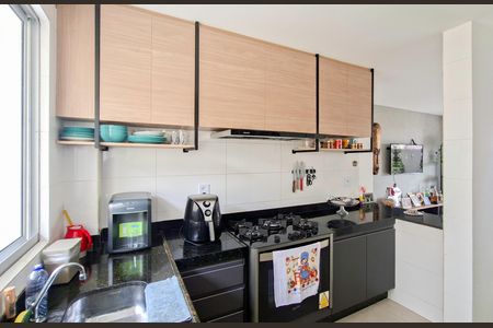 Apartamento à venda com 130m², 3 quartos e 2 vagasCozinha