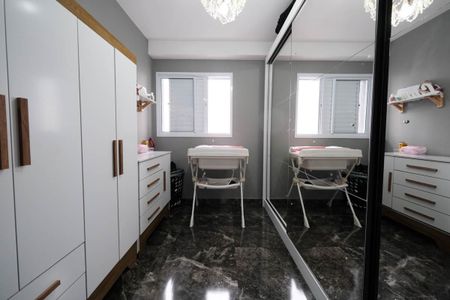 Apartamento à venda com 57m², 2 quartos e 1 vagaQuarto 2