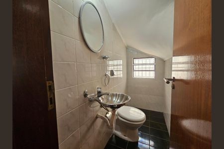 Casa à venda com 155m², 3 quartos e 2 vagasLavabo