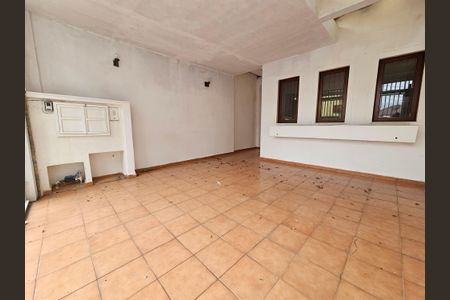 Casa à venda com 155m², 3 quartos e 2 vagasGaragem