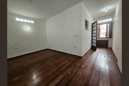 Casa à venda com 155m², 3 quartos e 2 vagasCloset da suíte