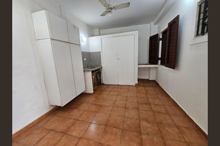 Casa à venda com 155m², 3 quartos e 2 vagasQuintal