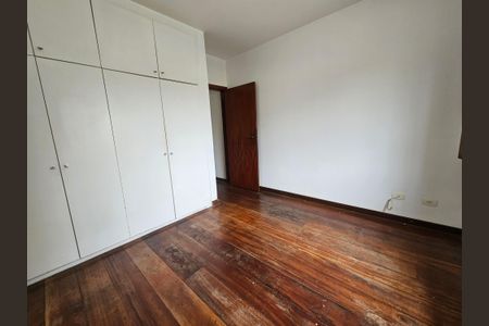 Casa à venda com 155m², 3 quartos e 2 vagasQuarto 1