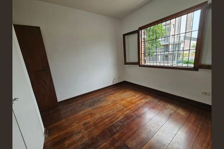 Casa à venda com 155m², 3 quartos e 2 vagasQuarto 1