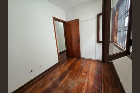 Casa à venda com 155m², 3 quartos e 2 vagasQuarto 2