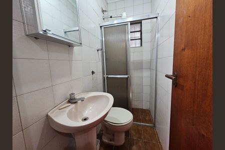 Casa à venda com 155m², 3 quartos e 2 vagasBanheiro de serviço