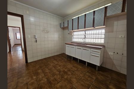 Casa à venda com 155m², 3 quartos e 2 vagasCozinha