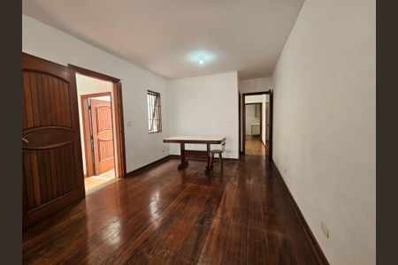 Sala de casa à venda com 3 quartos, 155m² em Jardim Aeroporto, São Paulo