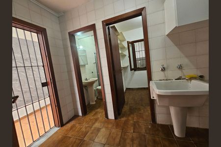 Casa à venda com 155m², 3 quartos e 2 vagasÁrea de Serviço